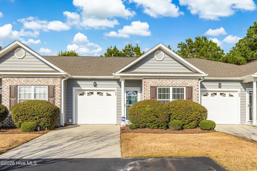 104 Kellerton Court, Winnabow, NC 28479