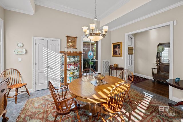 105 North Creek Circle, Fairhope, AL 36532