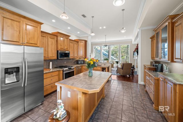 105 North Creek Circle, Fairhope, AL 36532