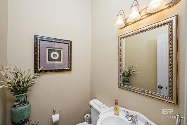 105 North Creek Circle, Fairhope, AL 36532