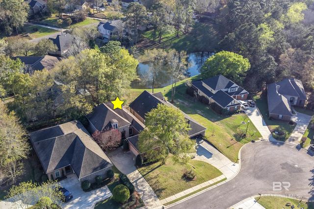 105 North Creek Circle, Fairhope, AL 36532