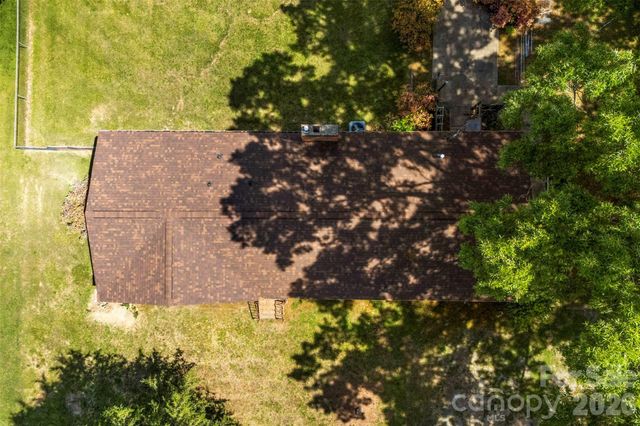 8315 Westbourne Drive, Charlotte, NC 28216