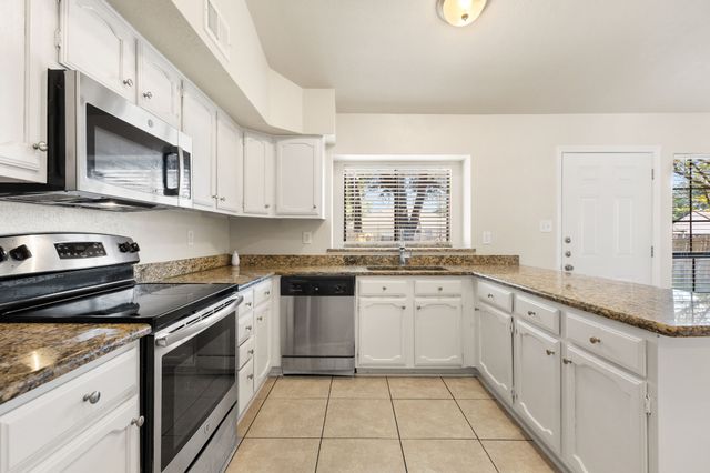 1025 Opal Drive, Desoto, TX 75115