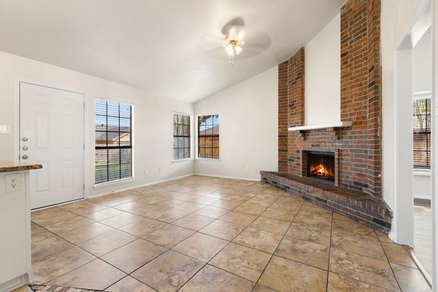 1025 Opal Drive, Desoto, TX 75115