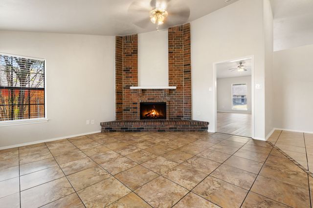 1025 Opal Drive, Desoto, TX 75115