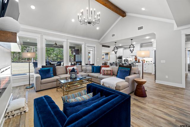 14681 Woodland Creek Dr, Tyler, TX 75706