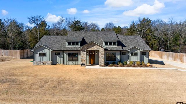 14681 Woodland Creek Dr, Tyler, TX 75706