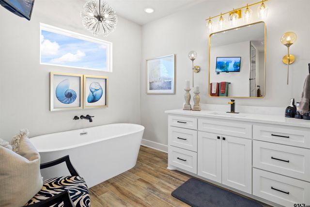 14681 Woodland Creek Dr, Tyler, TX 75706