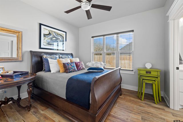 14681 Woodland Creek Dr, Tyler, TX 75706