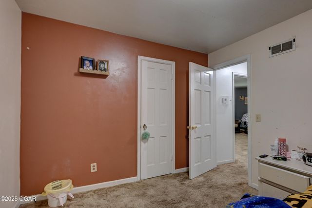 720 Kentland Drive, Neosho, MO 64850