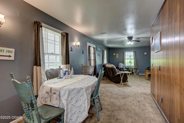 720 Kentland Drive, Neosho, MO 64850