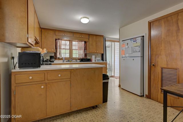 720 Kentland Drive, Neosho, MO 64850