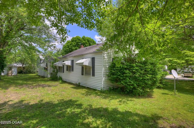 720 Kentland Drive, Neosho, MO 64850