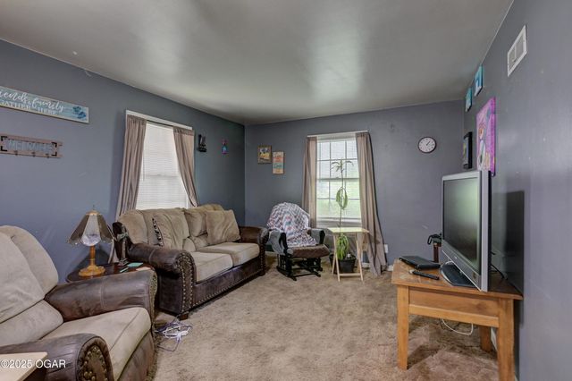 720 Kentland Drive, Neosho, MO 64850