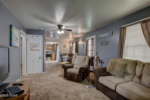 720 Kentland Drive, Neosho, MO 64850