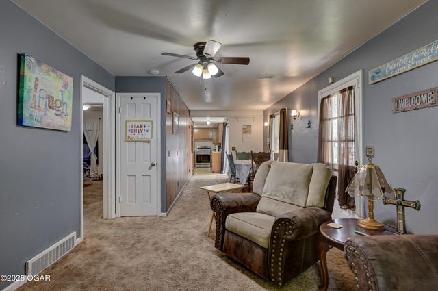 720 Kentland Drive, Neosho, MO 64850