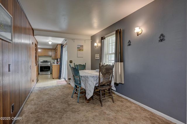 720 Kentland Drive, Neosho, MO 64850