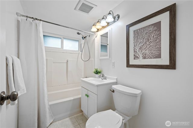 23206 55th Ave W, Mountlake Terrace, WA 98043