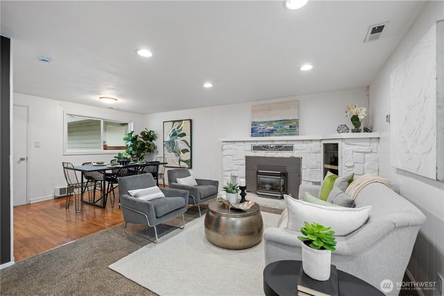 23206 55th Ave W, Mountlake Terrace, WA 98043