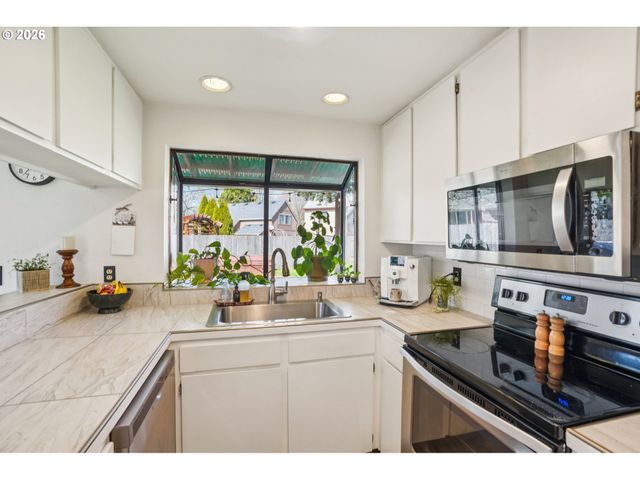 628 Sw 1ST Ct, Battle Ground, WA 98604