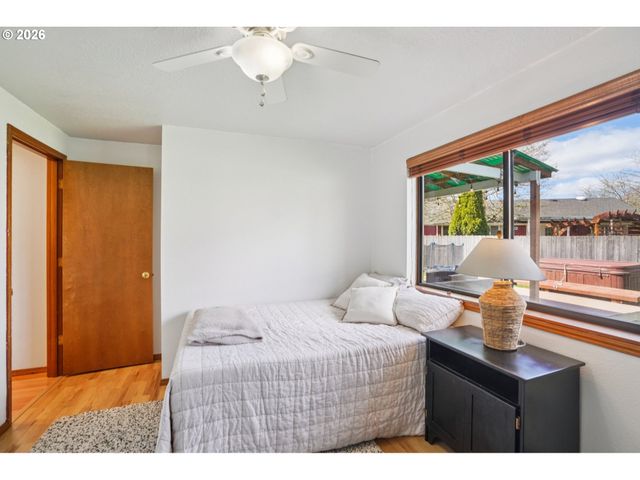 628 Sw 1ST Ct, Battle Ground, WA 98604