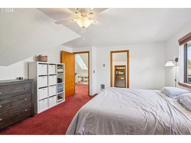 628 Sw 1ST Ct, Battle Ground, WA 98604