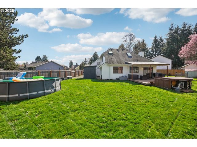 628 Sw 1ST Ct, Battle Ground, WA 98604