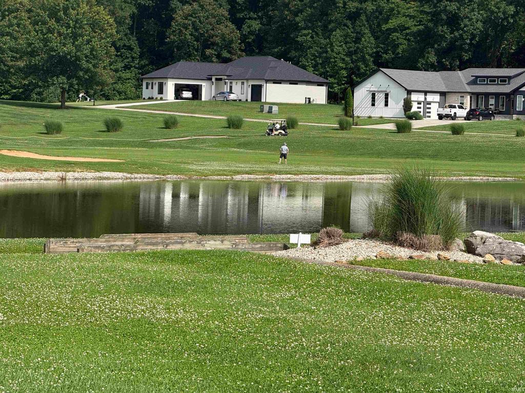 706 Crystal Court Drive, Bedford, IN 47421