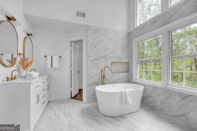 860 Winnbrook Drive, Dacula, GA 30019