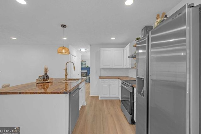 860 Winnbrook Drive, Dacula, GA 30019