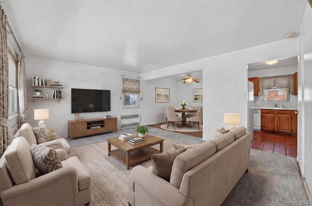 42 Charter Circle 42, Ossining, NY 10562