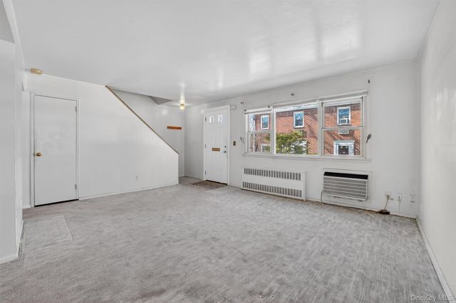 42 Charter Circle 42, Ossining, NY 10562