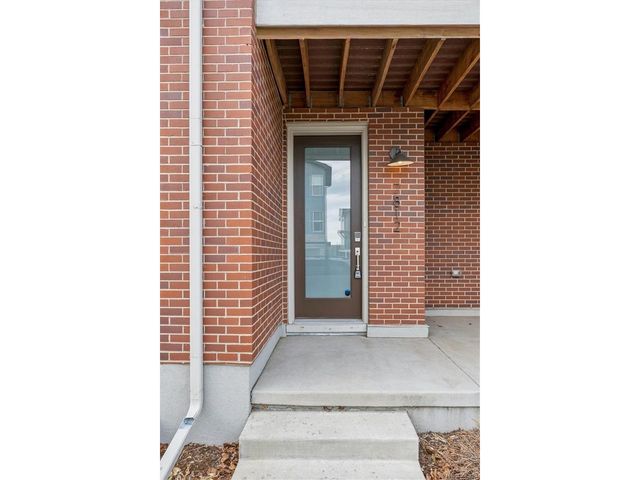7812 W 43rd Pl, Wheat Ridge, CO 80033