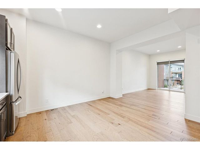 7812 W 43rd Pl, Wheat Ridge, CO 80033