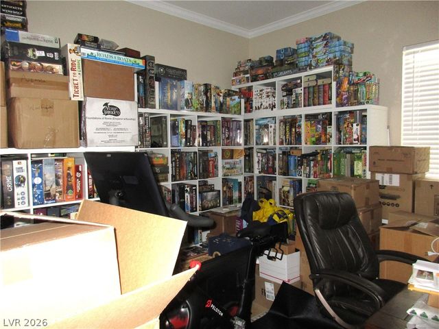 1927 Taylorville Street, Las Vegas, NV 89135