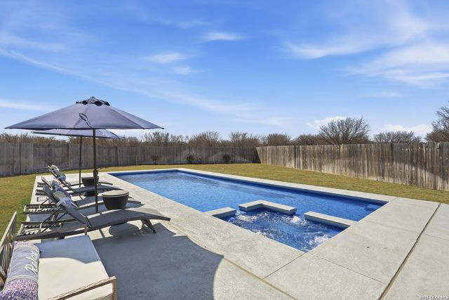 405 Corwin, Cibolo, TX 78108