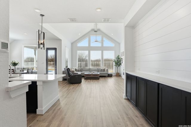 405 Corwin, Cibolo, TX 78108