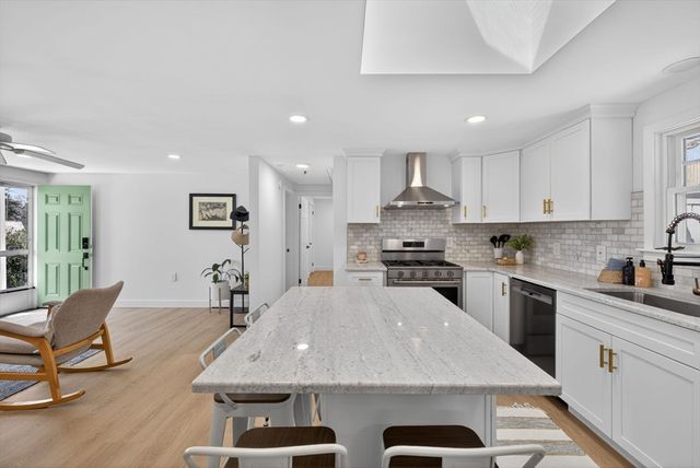 12 Spoonbill Rd, Dennis, MA 02670