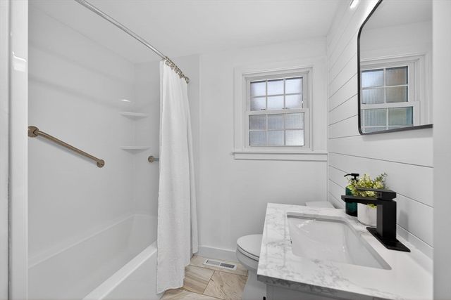 12 Spoonbill Rd, Dennis, MA 02670