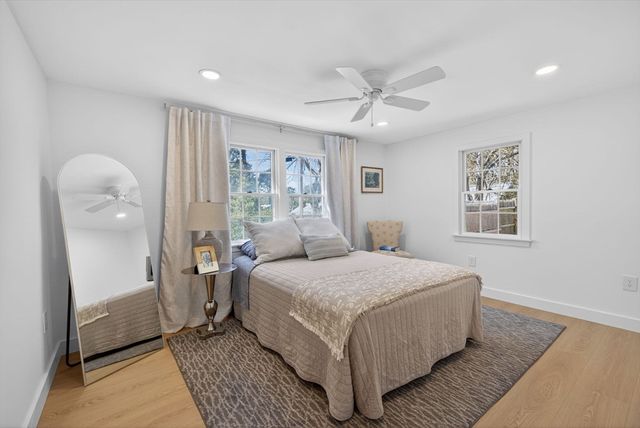 12 Spoonbill Rd, Dennis, MA 02670