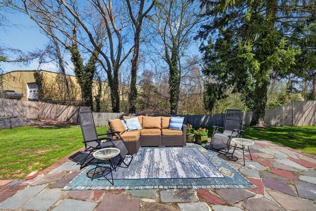 12 Spoonbill Rd, Dennis, MA 02670