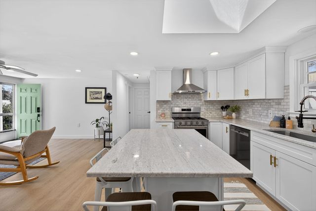 12 Spoonbill Rd, Dennis, MA 02670