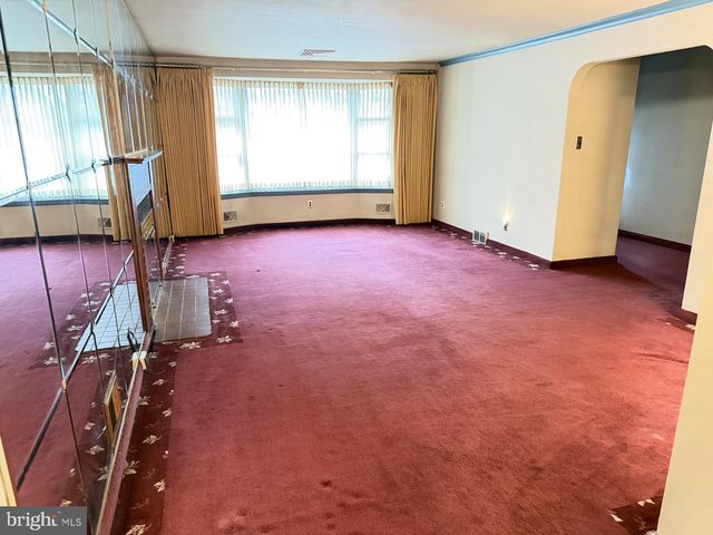 3113 JENKINTOWN RD, Glenside, PA 19038