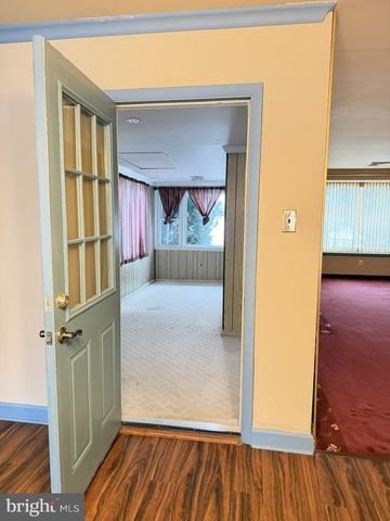 3113 JENKINTOWN RD, Glenside, PA 19038