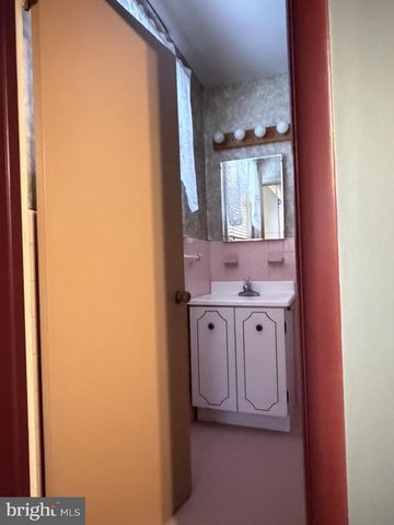 3113 JENKINTOWN RD, Glenside, PA 19038