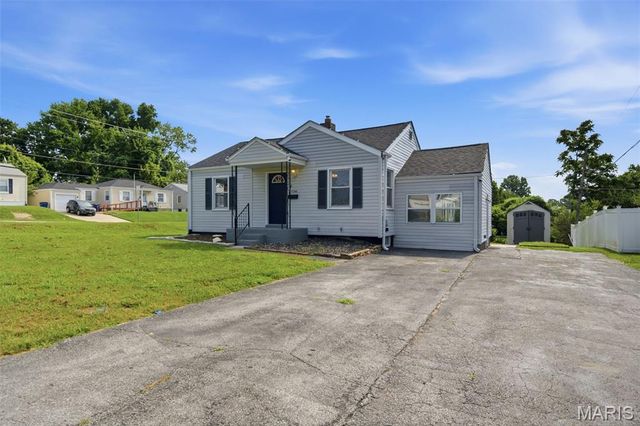 3166 O Hare Drive, St Ann, MO 63074