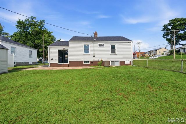 3166 O Hare Drive, St Ann, MO 63074