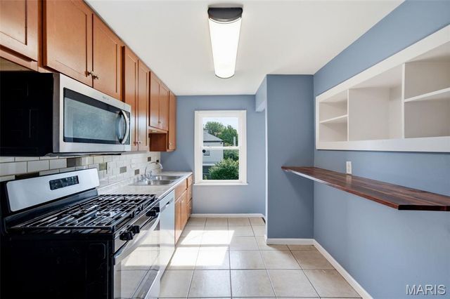 3166 O Hare Drive, St Ann, MO 63074