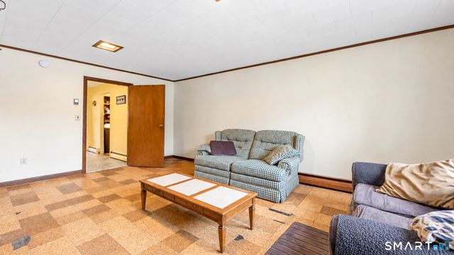 17 Greenbriar Circle, Fairfield, CT 06824
