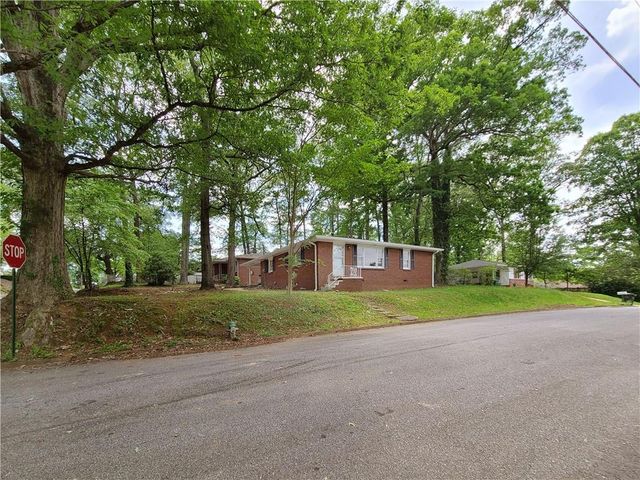 3225 Forrest Hills Drive, Hapeville, GA 30354